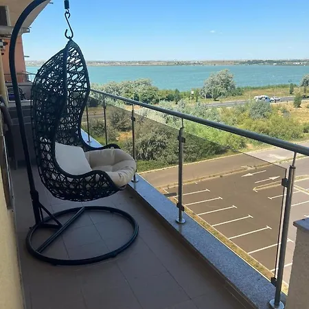 Apartment Monalissa Summerland