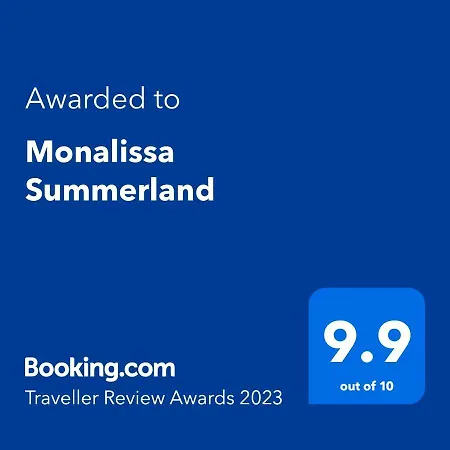 Monalissa Summerland * Mamaia